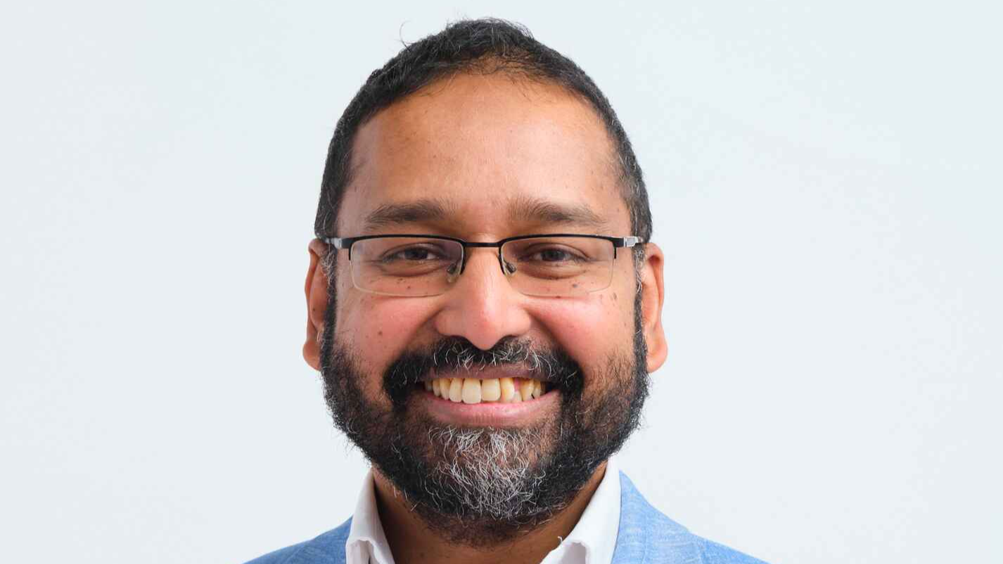Hasan Headshot 2 Copy (1)